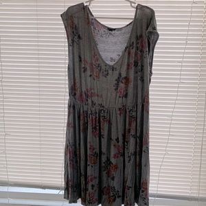Torrid gray floral dress size 4x